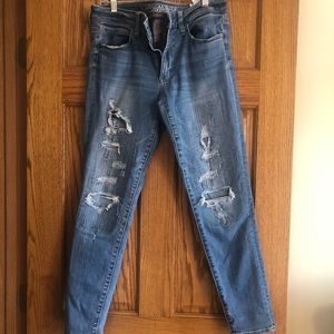 American Eagle ripped jegging